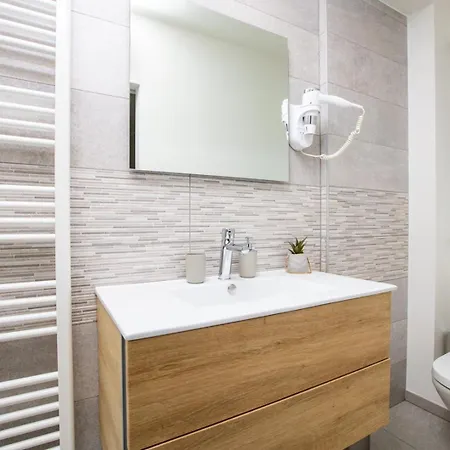 Pivas Pensionat Malinska